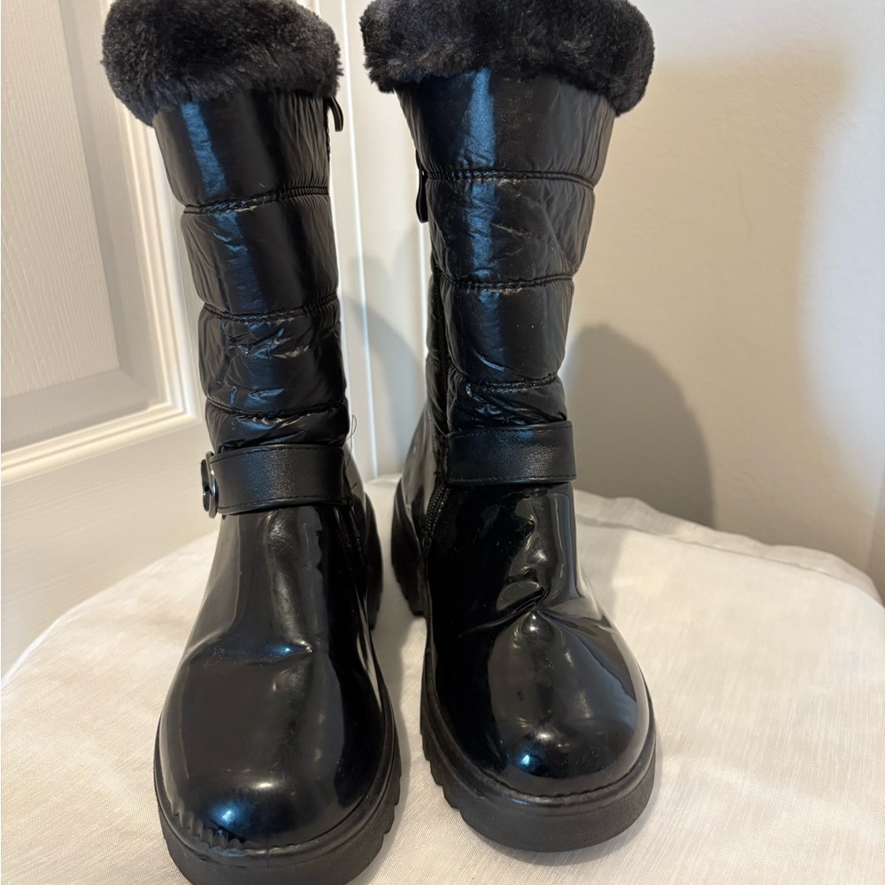 Women's Black Winter Boots